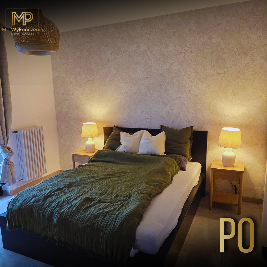 Sypialnia po remoncie - przytulna sypialnia z tapetą i oświetleniem